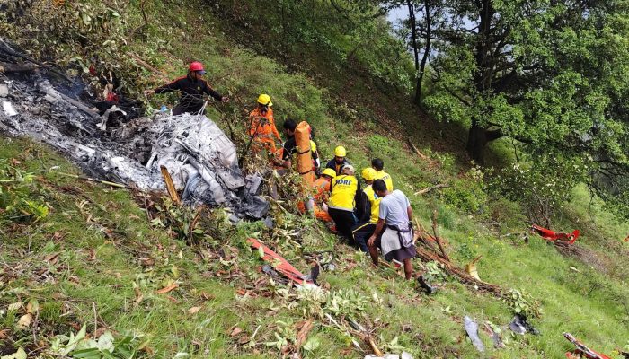 2025-06-15t073955z-1101993602-rc2v2fap0w68-rtrmadp-3-india-helicopter-crash.jpg